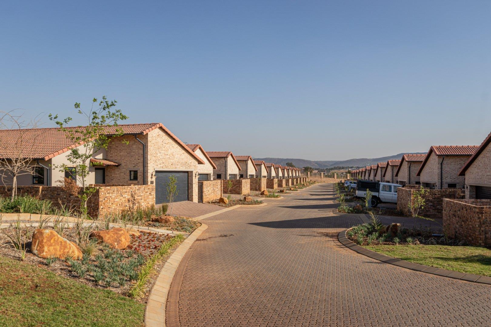 3 Bedroom Townhouse for Sale in Avianto Estate