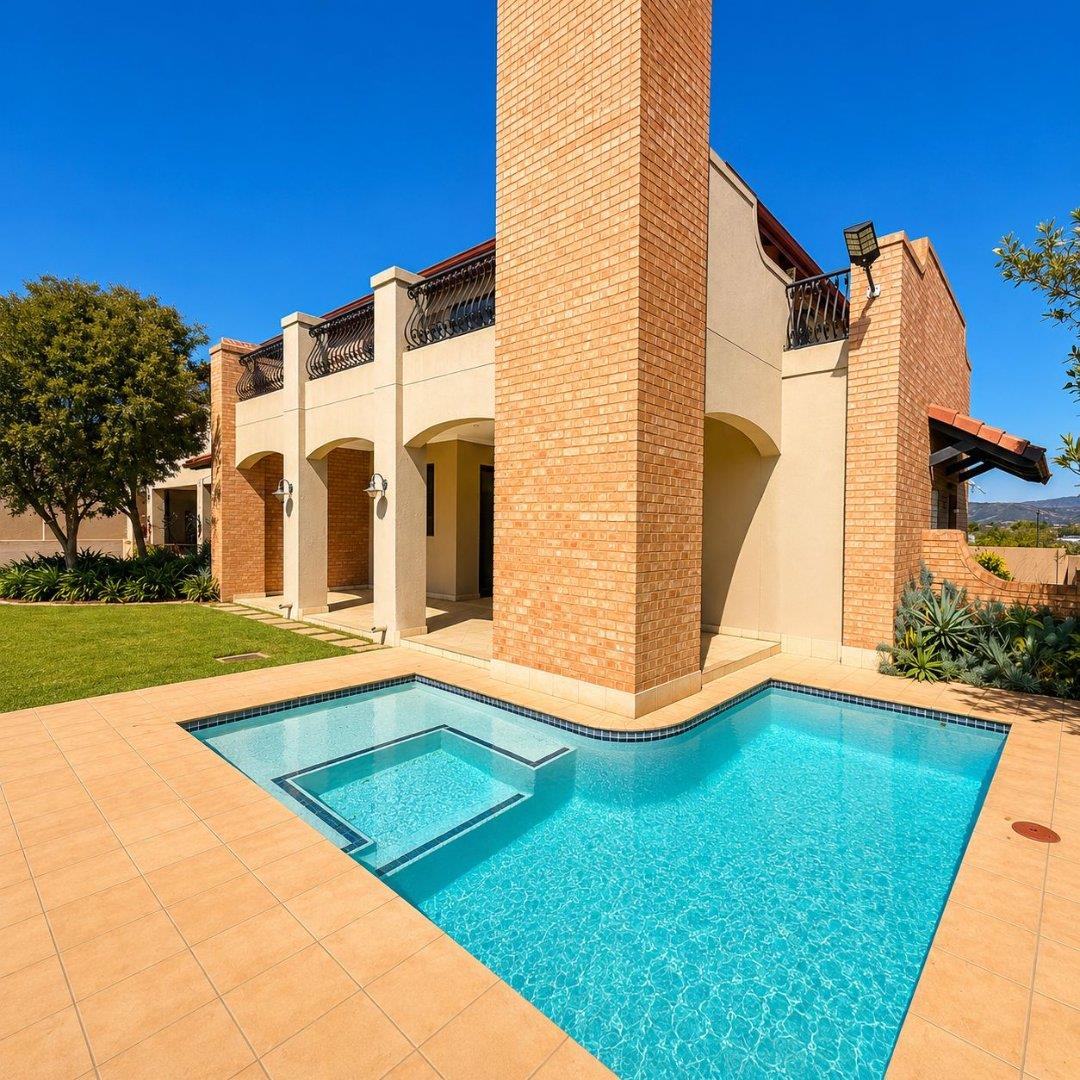 5 Bedroom House for Sale in Avianto Estate