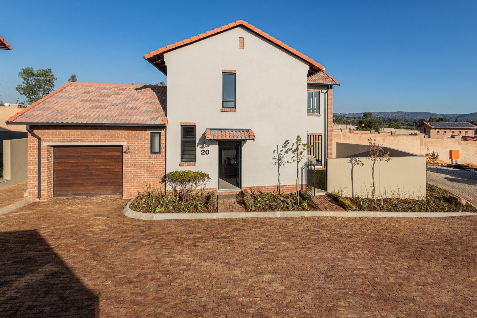 3 Bedroom Townhouse for Sale in Avianto Estate