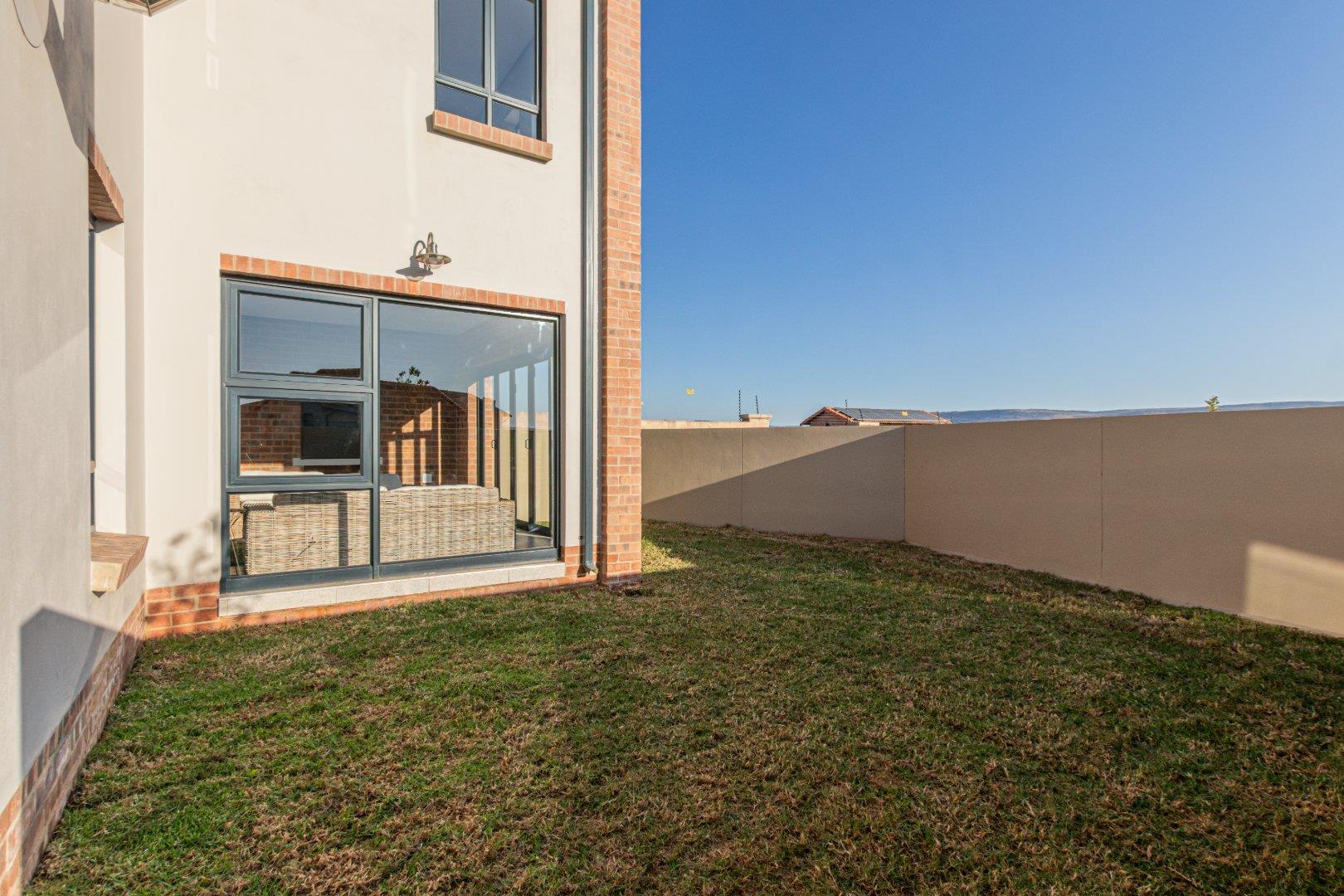 3 Bedroom Townhouse for Sale in Avianto Estate